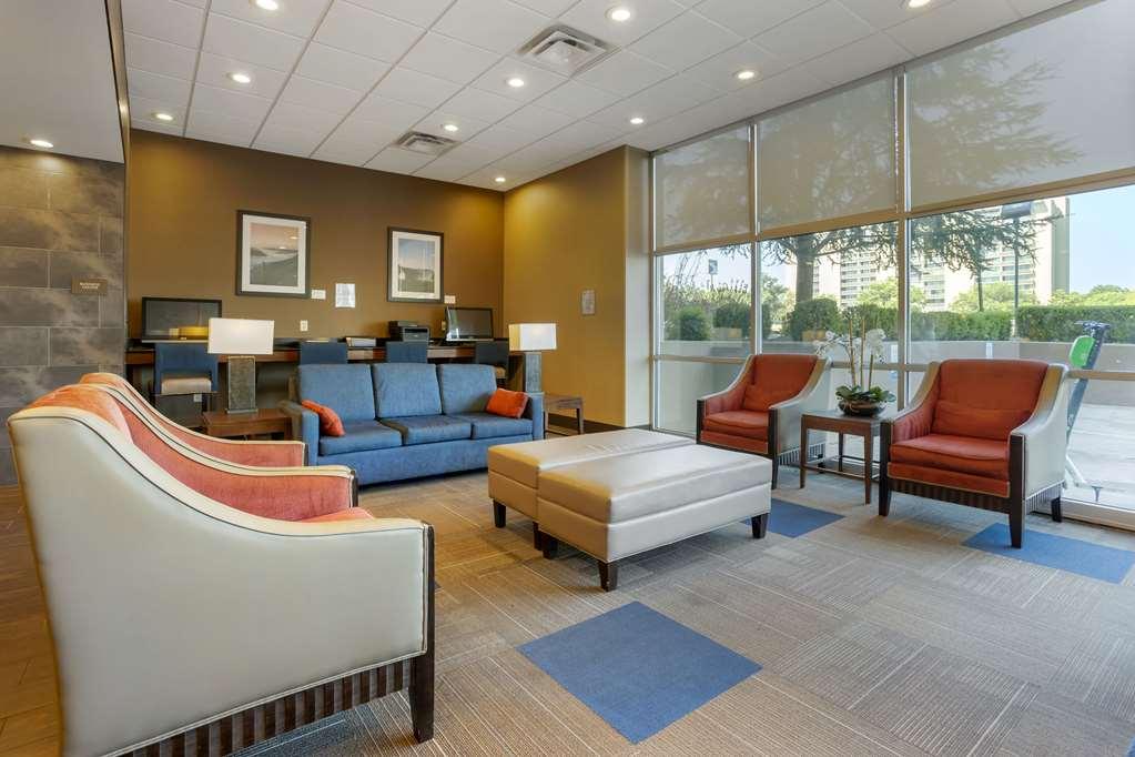 Comfort Inn & Suites Presidential Little Rock Beltér fotó